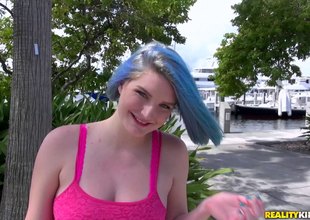Amateur girl with green hair meets a panhandler in good shape sucks and fucks him