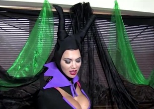 COSPLAY BABES Maleficent Playing Solo